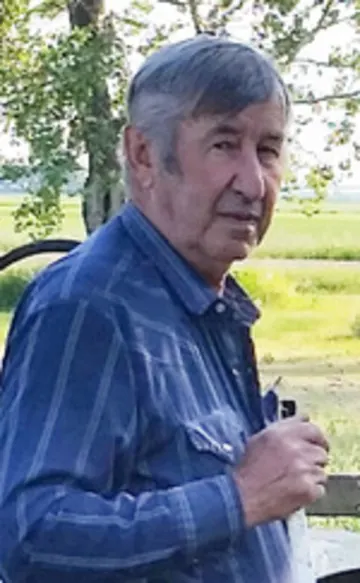 Hetesy, Robert "Bob"