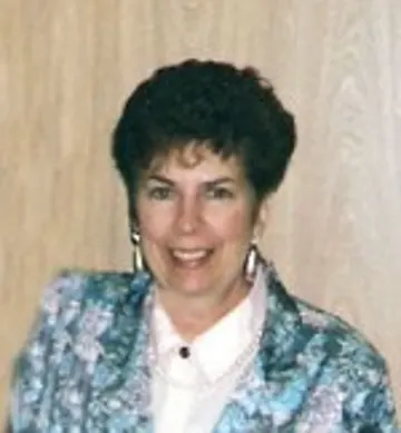 MERILYN STELTER