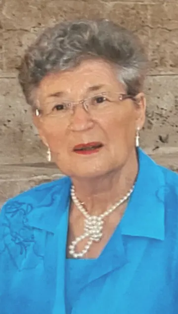 Agnes Machacek