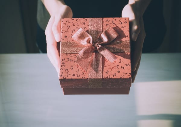 女友達に贈りたい 1000円前後のおすすめ誕生日プレゼント特集 Tanp タンプ