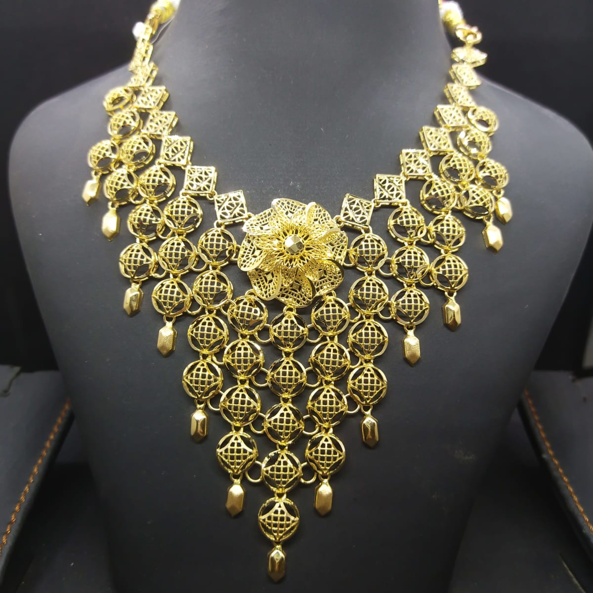 Turkish gold necklace designs hot sale