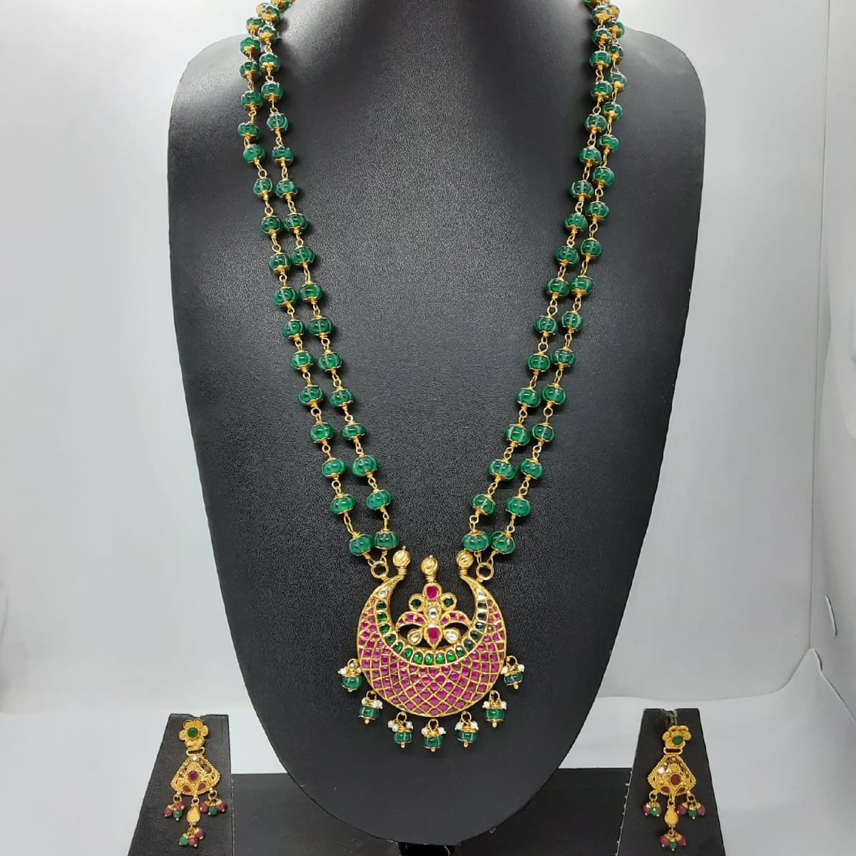 Gold beads hotsell haram designs