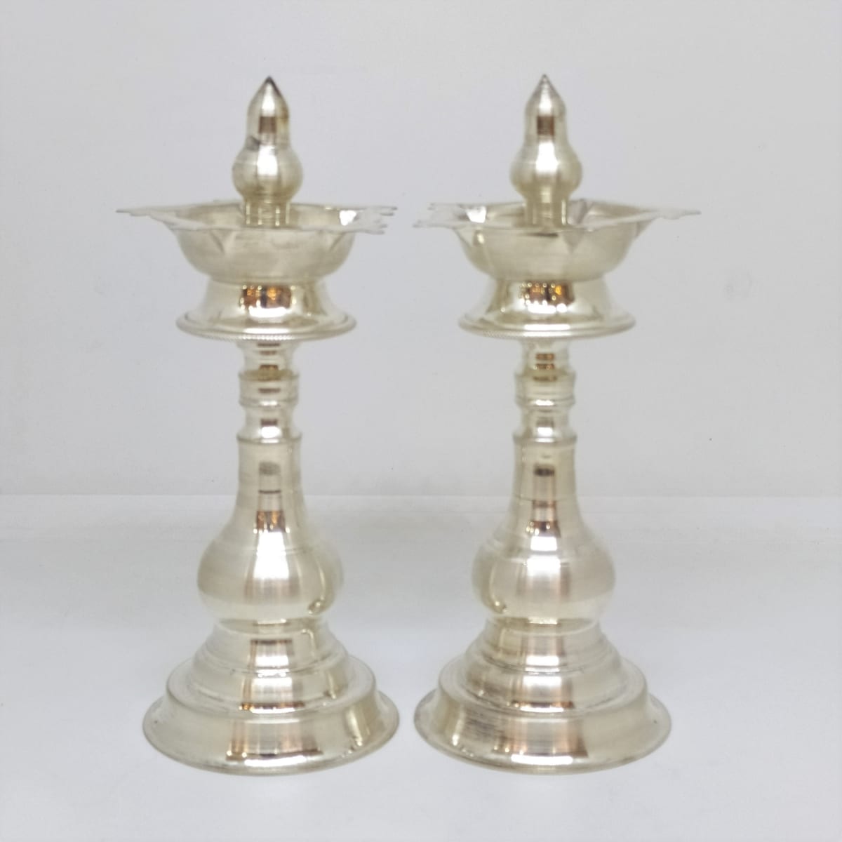 Silver Deepa | Tansh.com