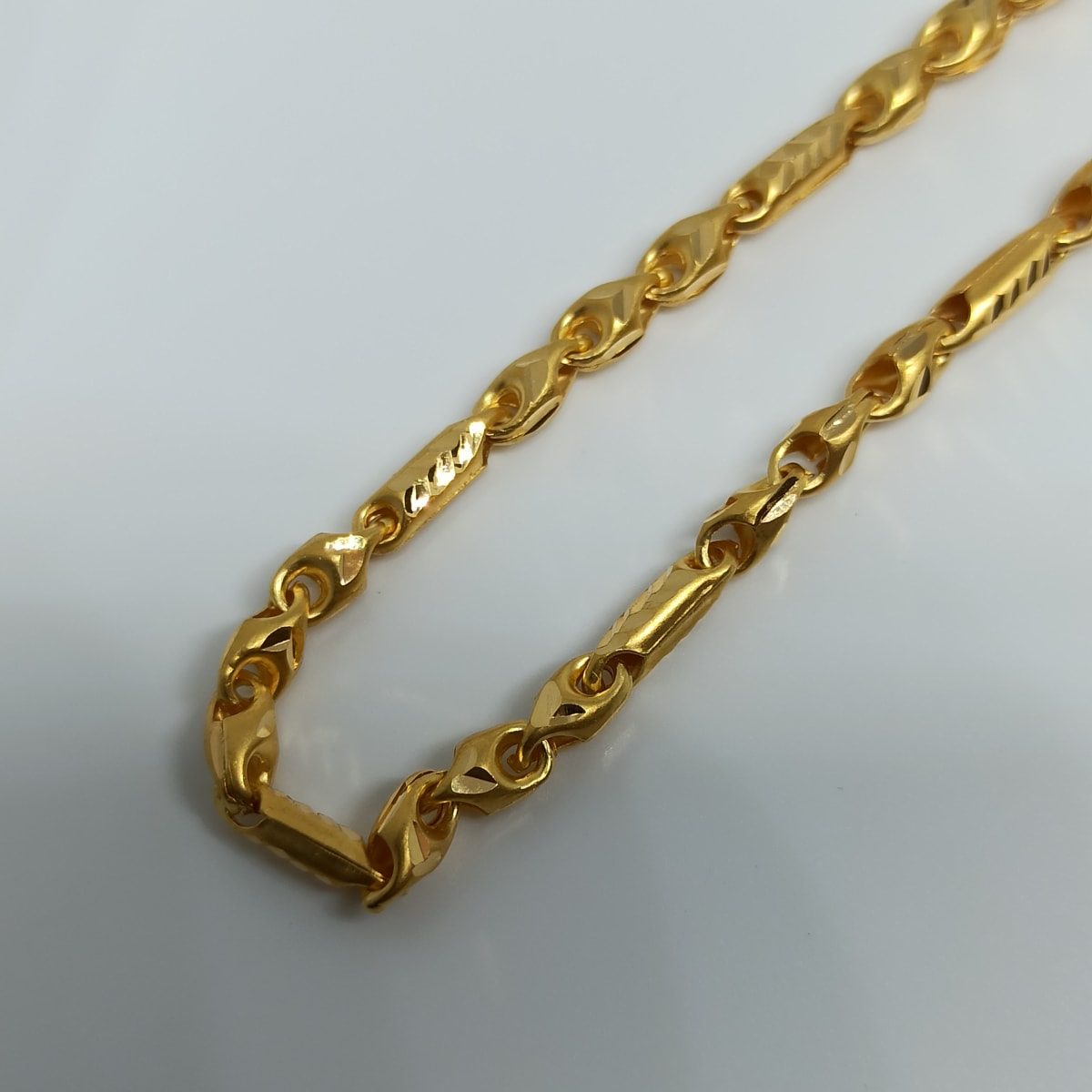 Buy Bahubali Chain 13 Online | Sri Jain Jewellery - JewelFlix