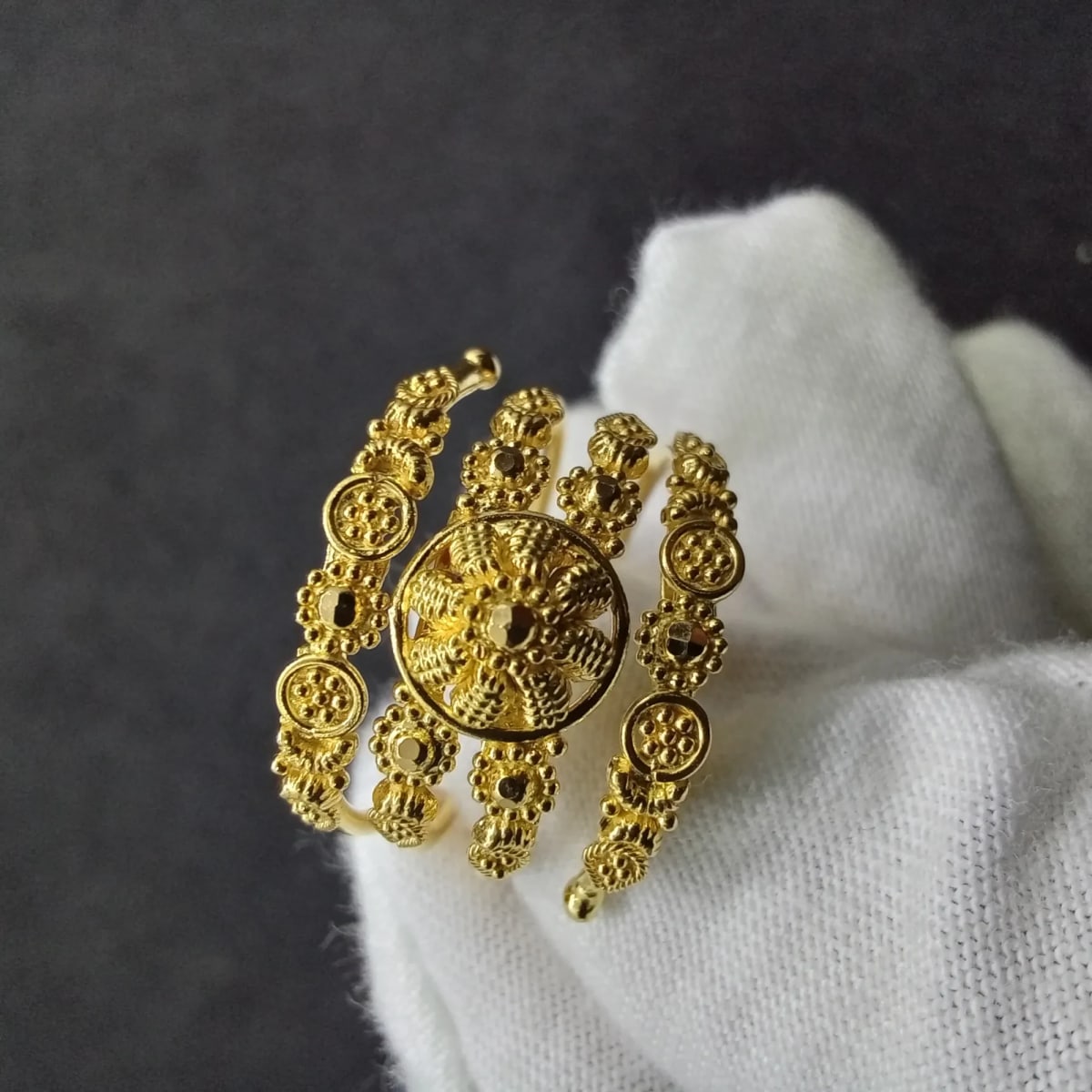 Spring gold outlet ring design