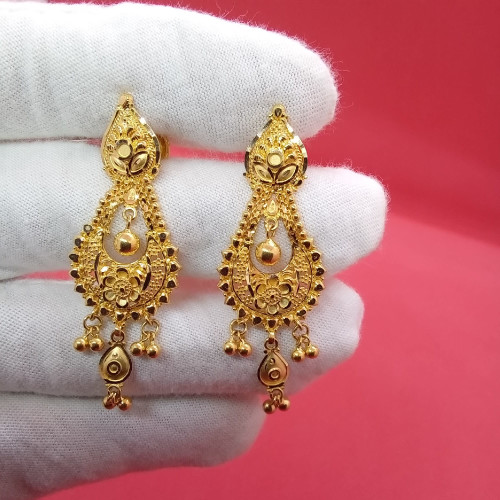 Fancy gold hotsell earrings with price