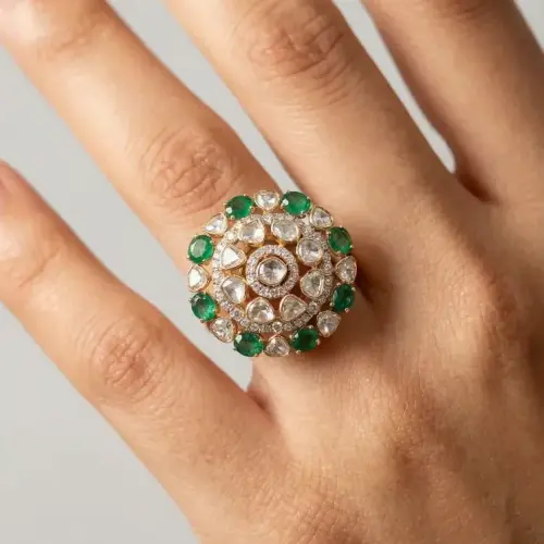EMERALD OVAL. DIAMOND. POLKI RING