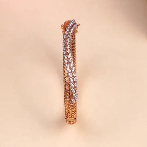18K WOMEN BRACELET