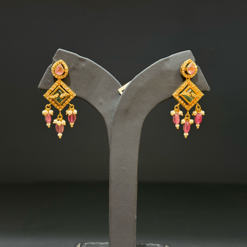 Ear rings N.Wt