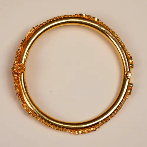 BANGLES