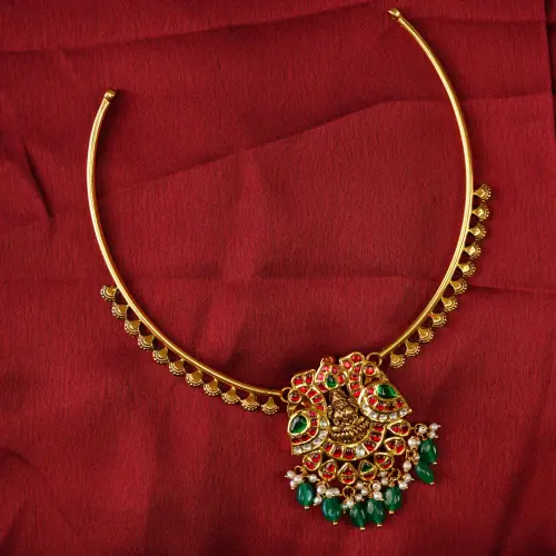STONE NECKLACE