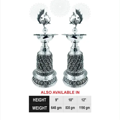 Small Lata Nakash Kuthuvilakku