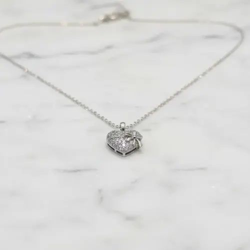Heart Ribbon Pendant Chain