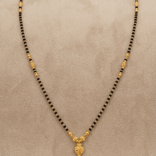black beeds ( mangalsutra)
