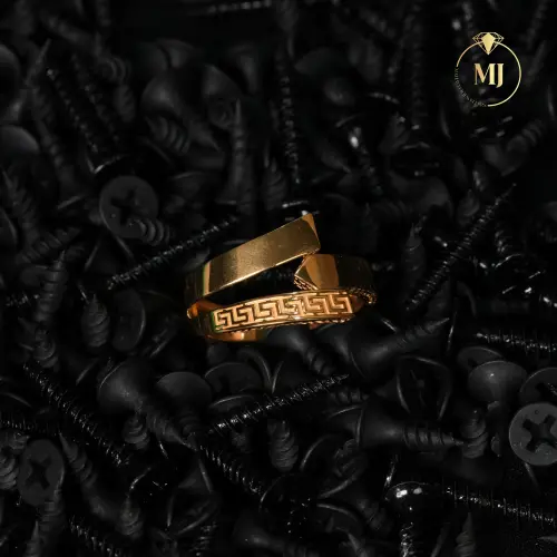 Meander Design Fancy Womens Gold Ring