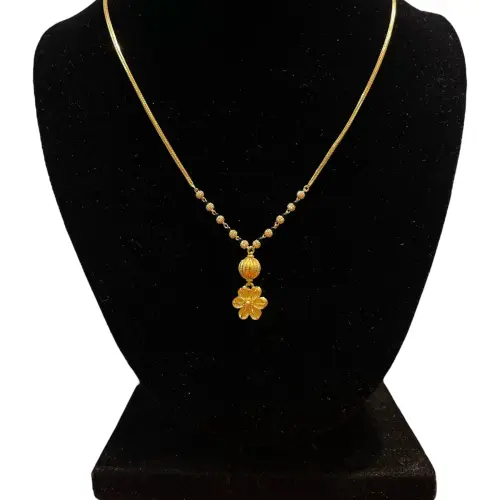 Trendy Flower Pendant Mangalsutra