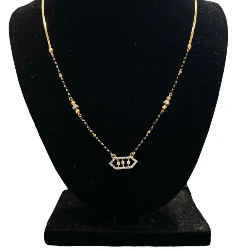 Fancy Stoned Pendant Mangalsutra