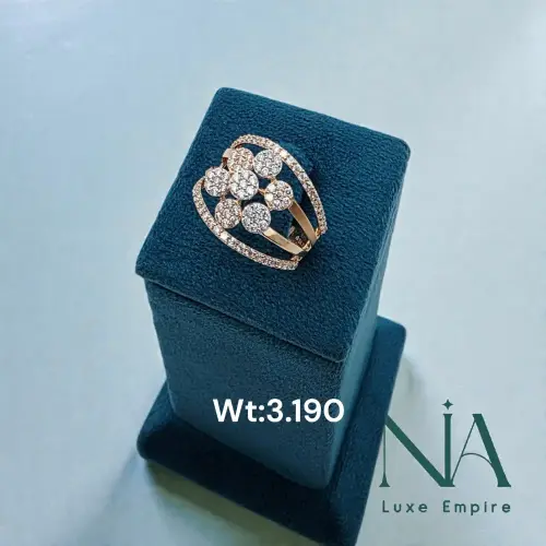 Fancy Ladies Ring 39