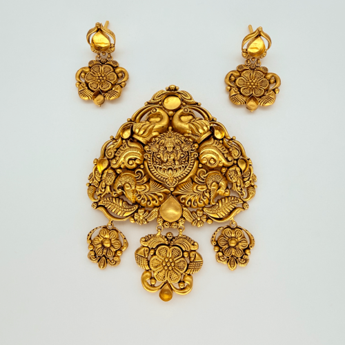 Pendent Set