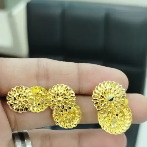 Round And Karwari Tops