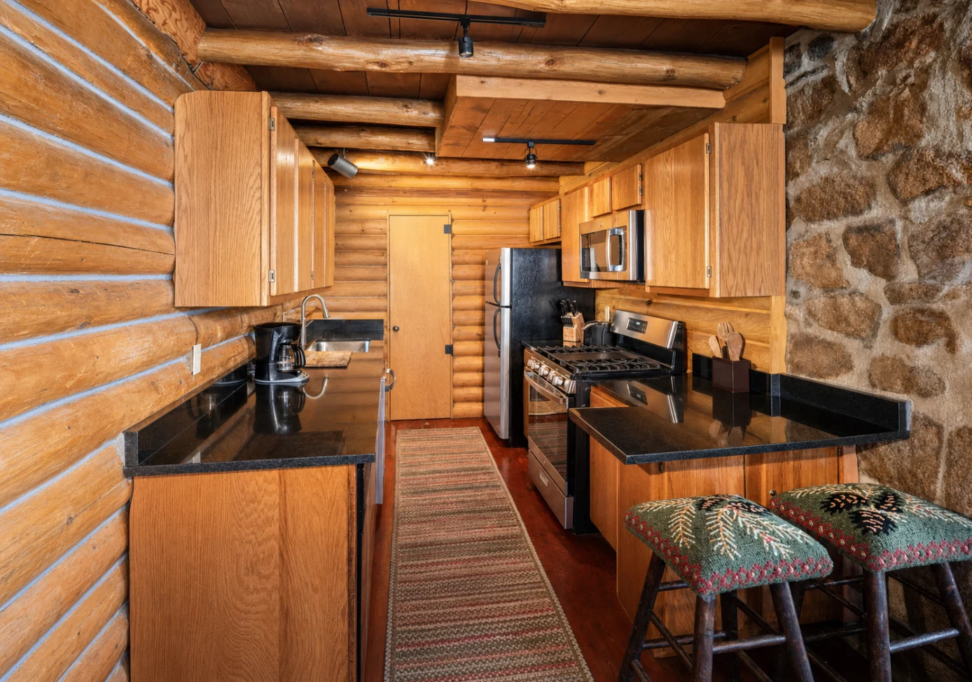 Mountain Chalet at Alpine Village Suites, Taos Ski Valley — photo 3 of 15