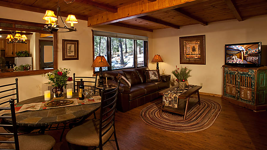 Alpine Village Suites: Taos Ski Valley, New Mexico