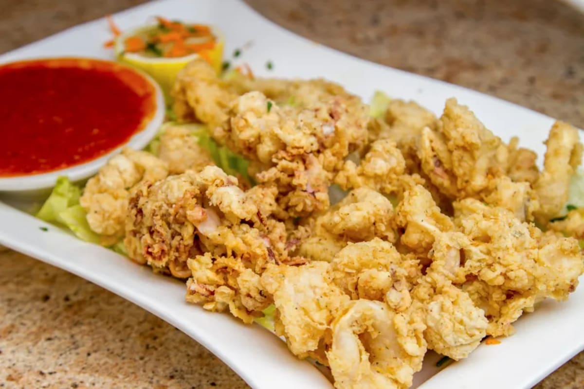 Golden fried calamari with marinara