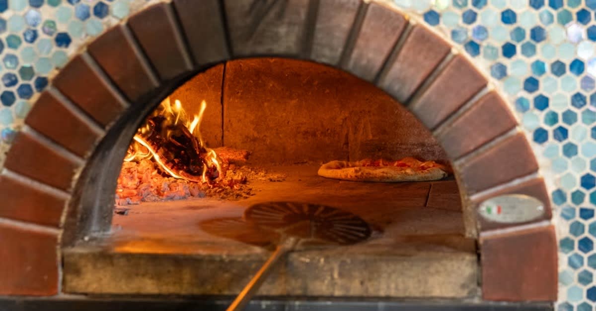 Midway Social — Midway District