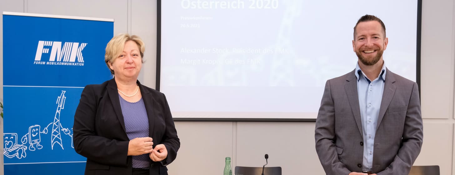 FMK: Ohne Smartphone kein Unterricht