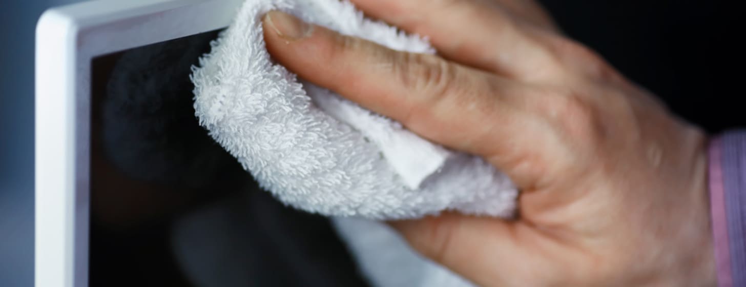 Fernseher und Bildschirm richtig reinigen