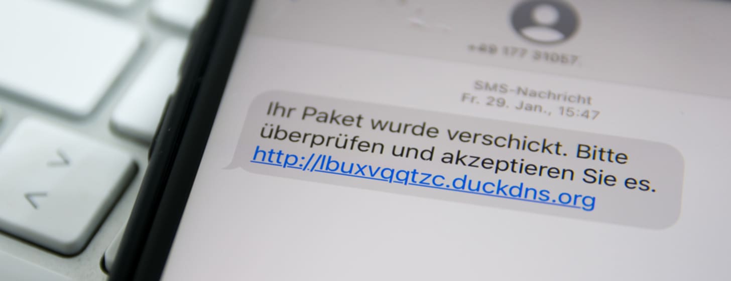 Betrügerische SMS täuschen falsche MMS vor