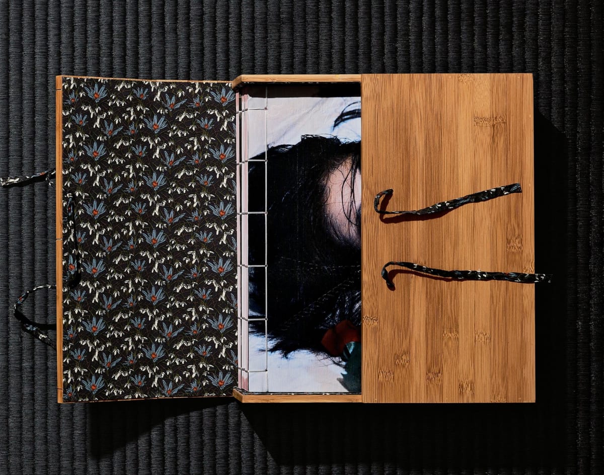 【王雪峰】Araki. Bondage 荒木経惟 限定845部 サイン入り 71840/荒木経惟 緊縛 Nobuyoshi Araki Bondage 木箱入り 3冊組 輸送