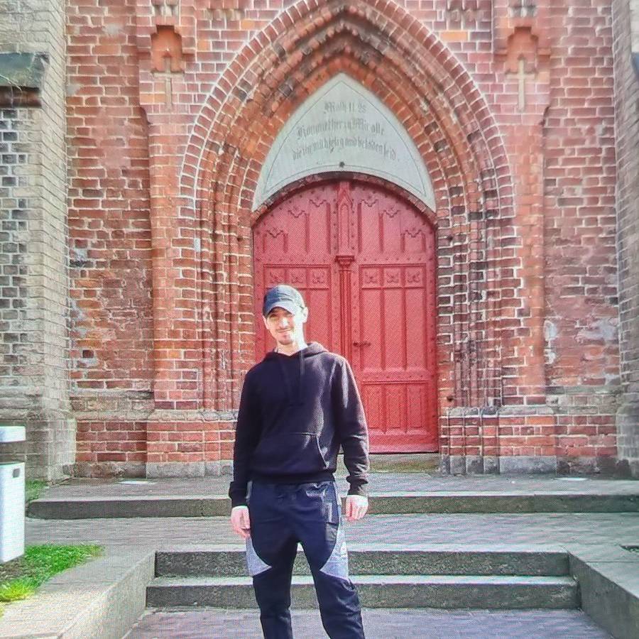 Image thumbnail of a tasker