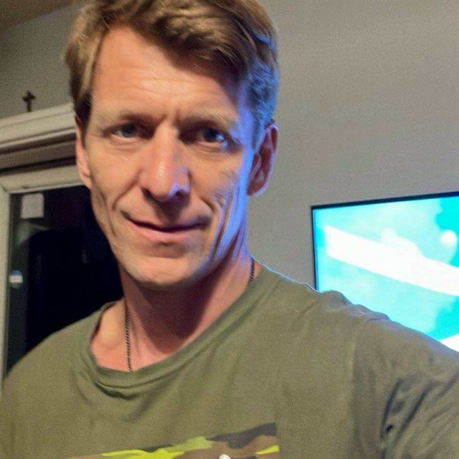 Image thumbnail of a tasker