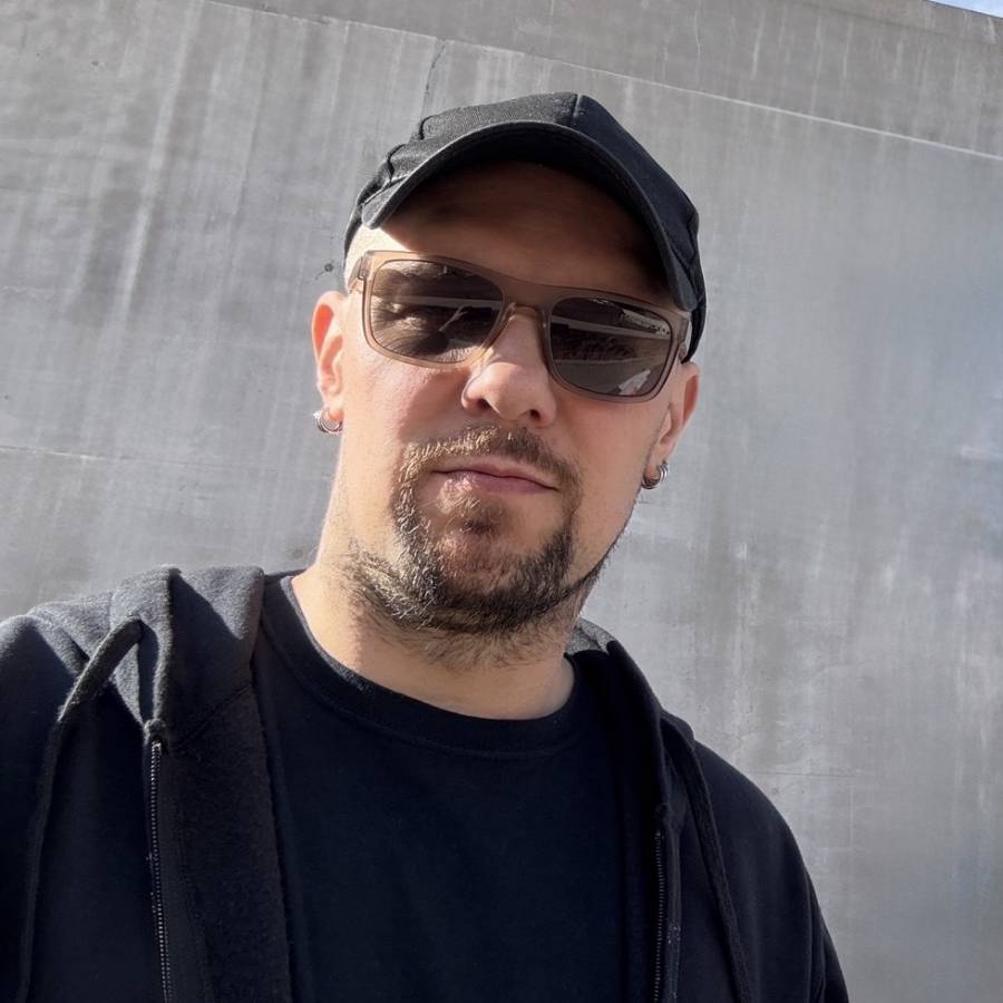 Image thumbnail of a tasker