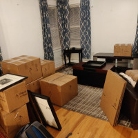 Tasker Packing & Unpacking Photo