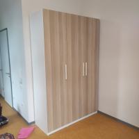 Tasker-Foto für Möbelmontage