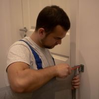 Tasker-Foto für Möbelmontage