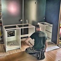 Tasker-Foto für Möbelmontage