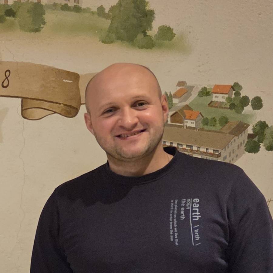 Image thumbnail of a tasker