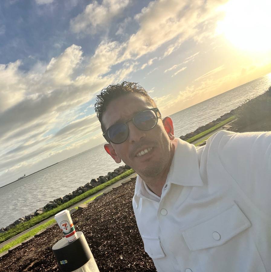 Image thumbnail of a tasker