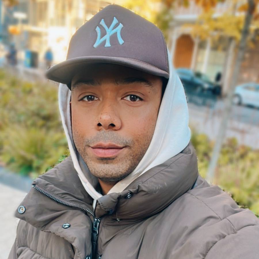 Image thumbnail of a tasker