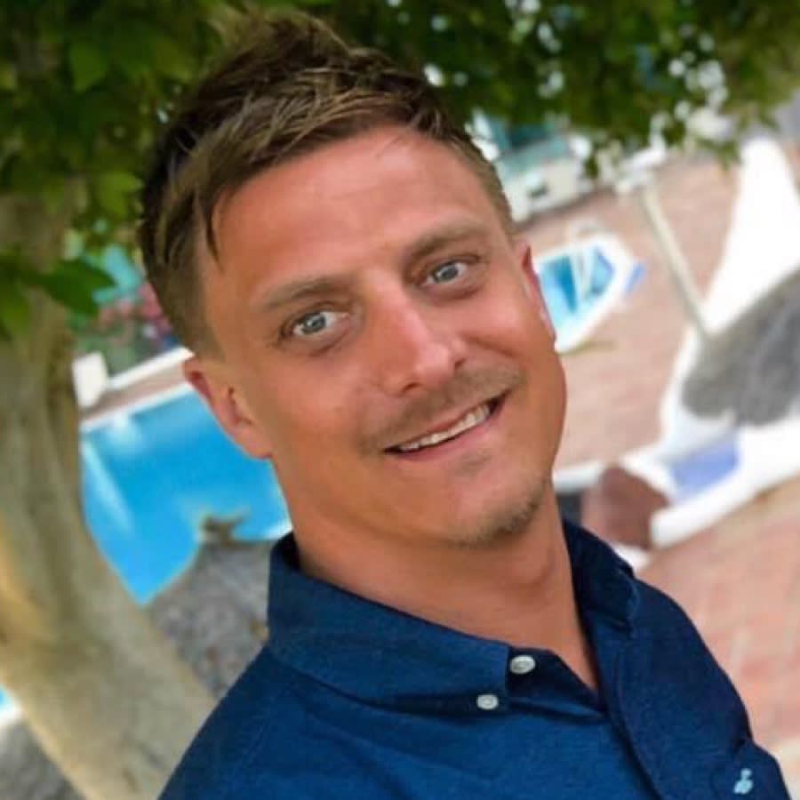 Image thumbnail of a tasker