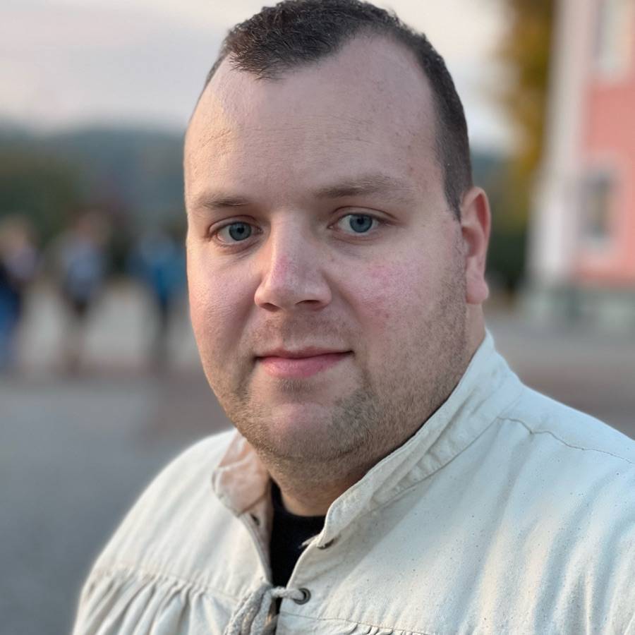 Image thumbnail of a tasker