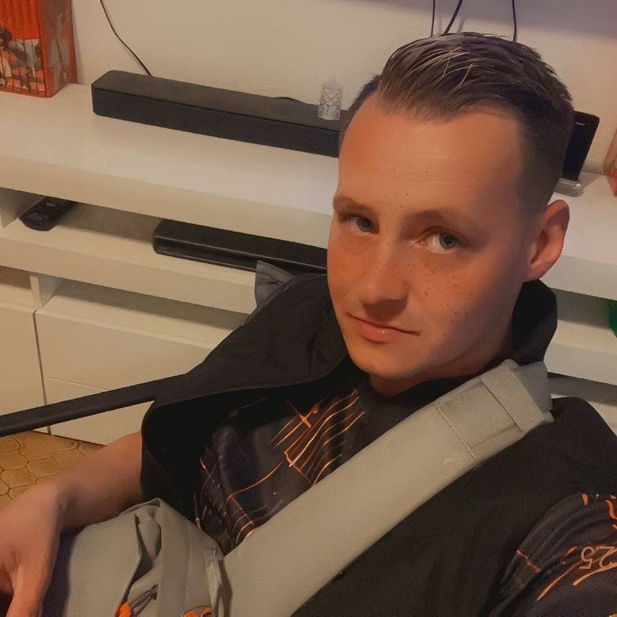Image thumbnail of a tasker