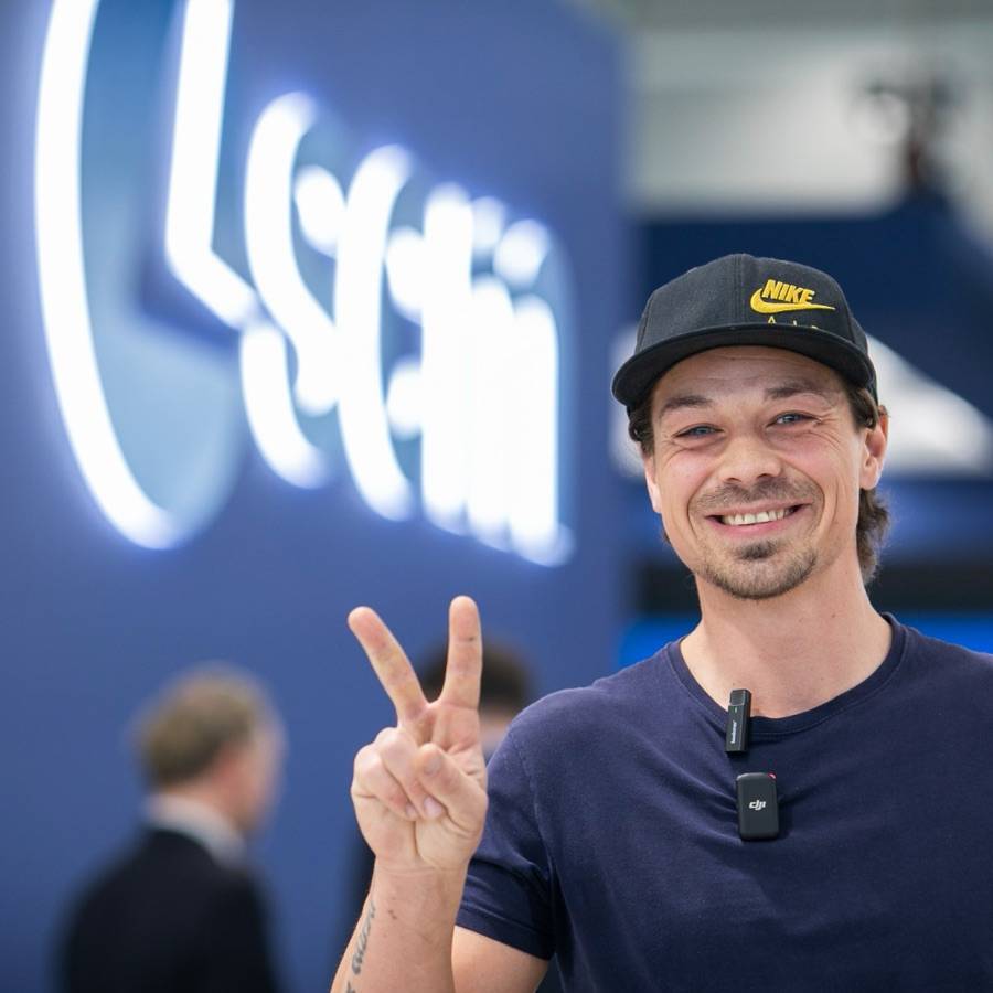 Image thumbnail of a tasker