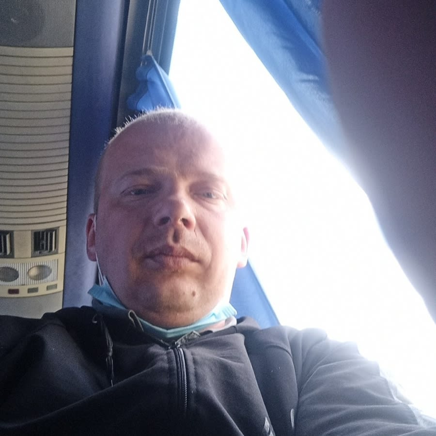 Image thumbnail of a tasker