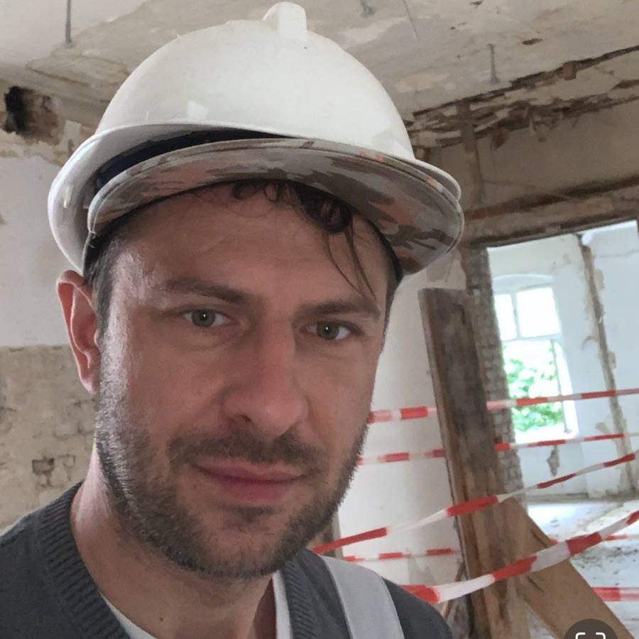 Image thumbnail of a tasker