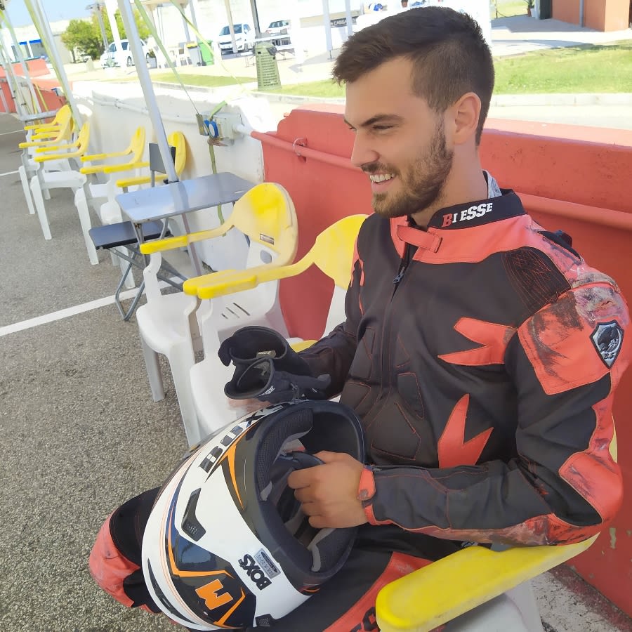 Image thumbnail of a tasker