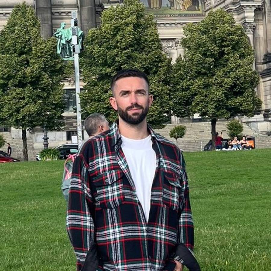 Image thumbnail of a tasker